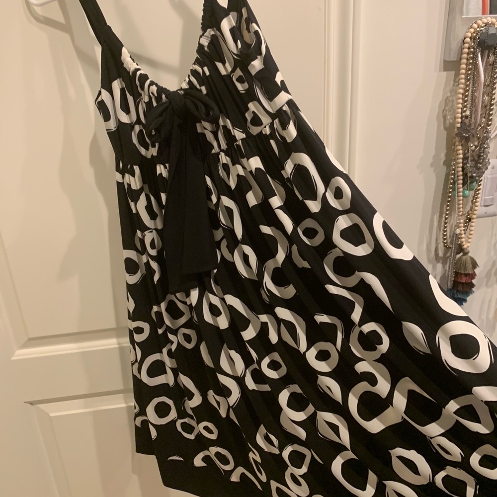 Women’s dress